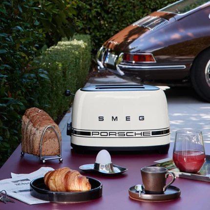 Porsche x Smeg