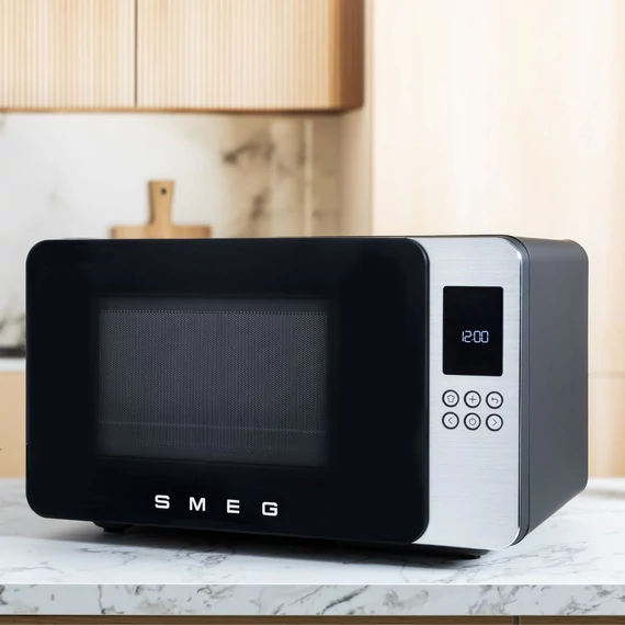 SMEG ASZTALI MIKROHULLÁMÚ SÜTŐ GRILL FUNKCIÓVAL, matt fekete, hangulat