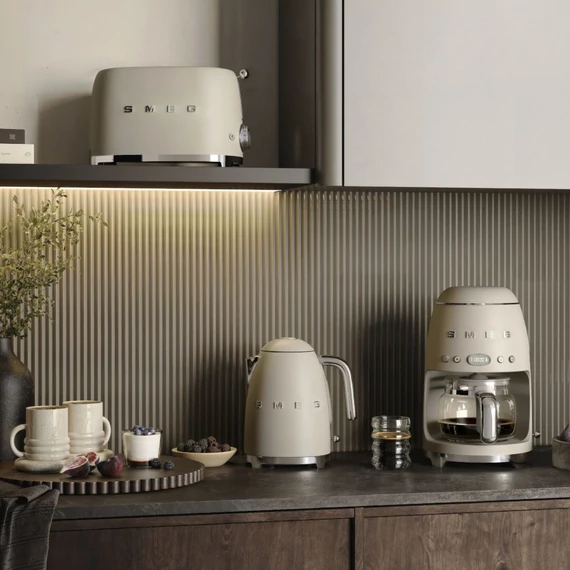 SMEG FILTERES KÁVÉFŐZŐ, 50-es évek retro design, matt moonlight