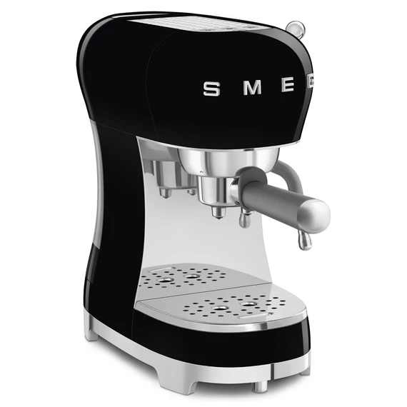 SMEG fekete karos espresso kávéfőző, balról