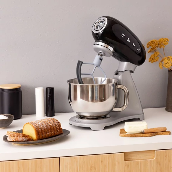 SMEG KONYHAI ROBOTGÉP, 50-es évek retro design, fekete, konyhapulton