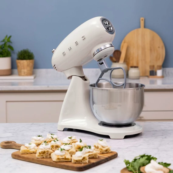 SMEG KONYHAI ROBOTGÉP, 50-es évek retro design, bézs, konyhapulton