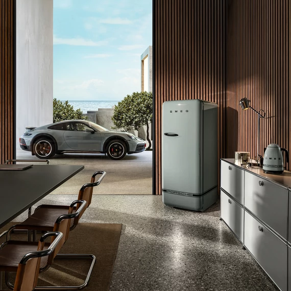 Porsche x SMEG FAB28 Egyajtós hűtőszekrény, felül fagyasztórekesszel, jobbos, Shade Green, Porsche-val
