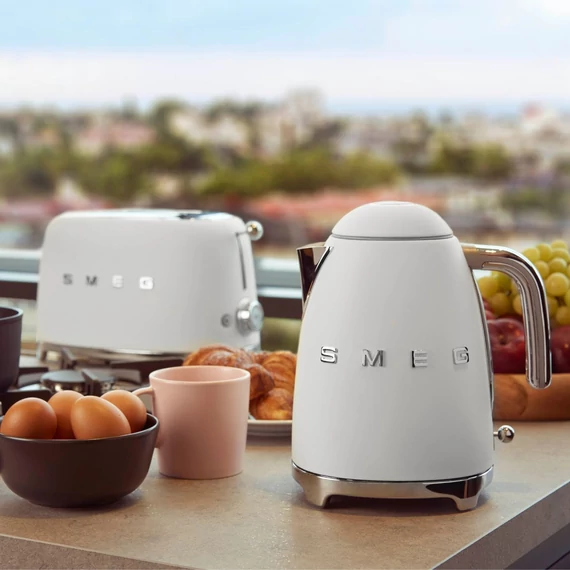 Smeg matt fehér vízforraló és kenyérpirító