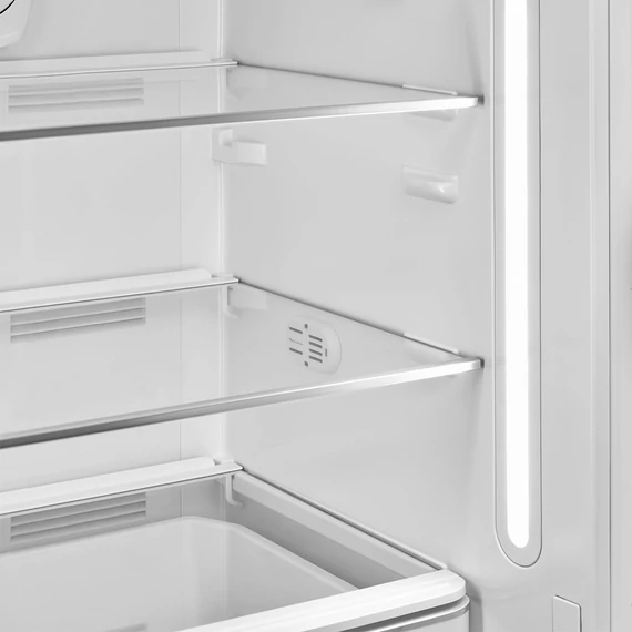 SMEG FAB28 Egyajtós hűtőszekrény, felül fagyasztórekesszel, jobbos - 50-es évek retro design, matt fekete - üvegpolcok