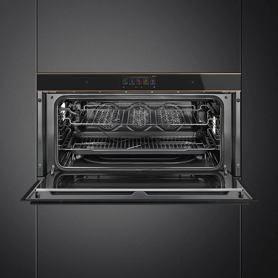 SMEG 90 cm széles hőlégkeveréses sütő, pirolitikus tisztítással, széles TFT kijelzővel, Wi-Fi kapcsolattal - Dolce Stil Novo design, fekete üveg, réz díszítéssel