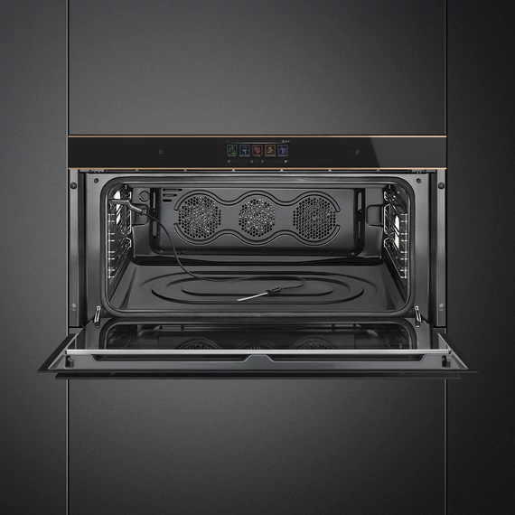 SMEG 90 cm széles hőlégkeveréses sütő, pirolitikus tisztítással, széles TFT kijelzővel, Wi-Fi kapcsolattal - Dolce Stil Novo design, fekete üveg, réz díszítéssel